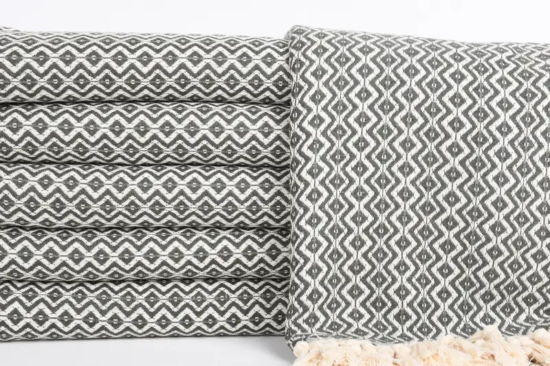 Custom monogram Turkish beach towel USA, Cotton towel, Family Gift, Best Beach Towel, Lightweight Turkish towel, 70x40 Cotton Diamond Towel - 1