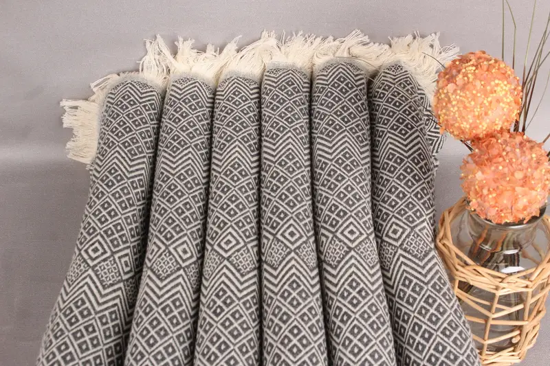 Beach Towel Bulk, Gift For Wedding Day, Lightweight Turkish towel, 70x40 Cotton Diamond Towel, Embroidery Towels, Wedding Gift, Wedding Gifts Towel - 3