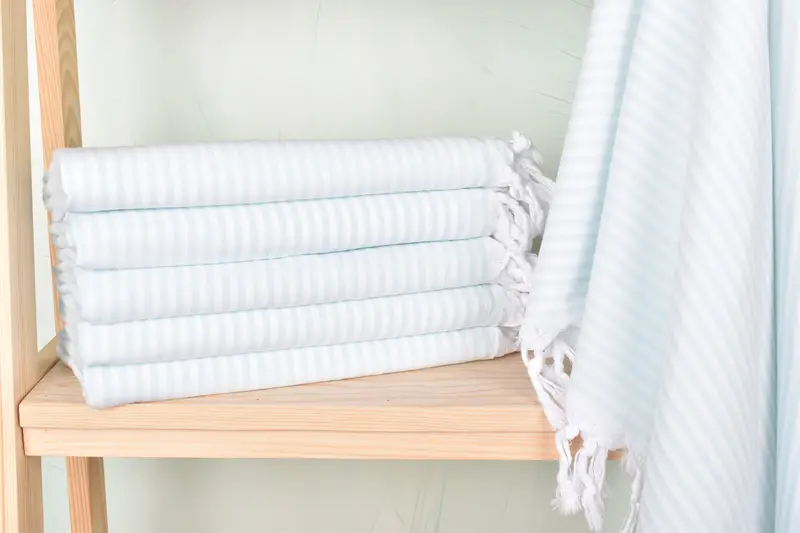 Handmade Gift, Thin and lightweight Turkish peshtemal, Absorbent Turkish towel, Quick-dry peshtemal, Best Beach Towel, 68x36 Cotton Striped Towel - 1