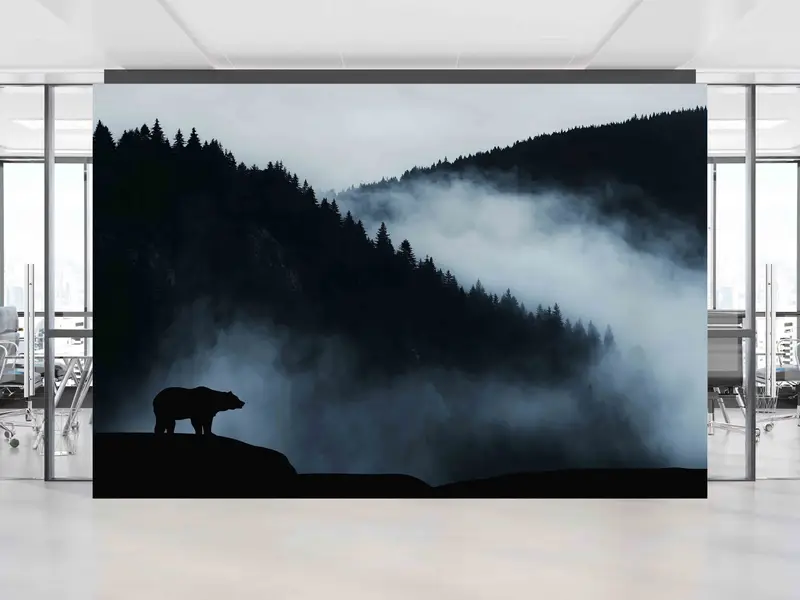 Basılı Duvar Kağıdı: Vahşi Manzara Ayı Silueti Misty Mountains Çiftlik Evi