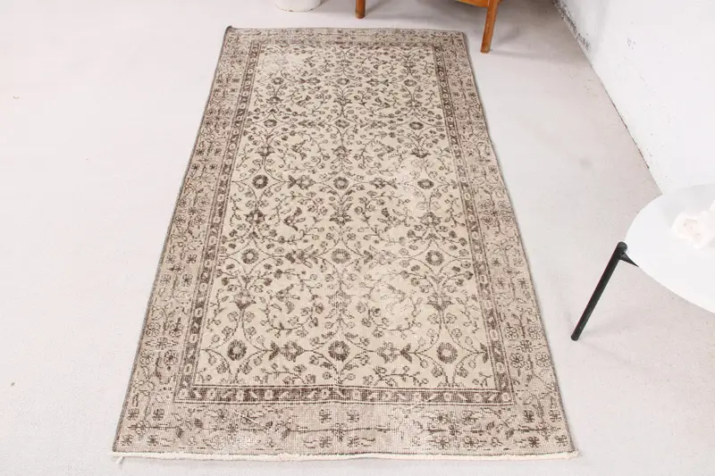 Handmade Beige & Brown Animal Print Rug, 0.3x6.6 ft