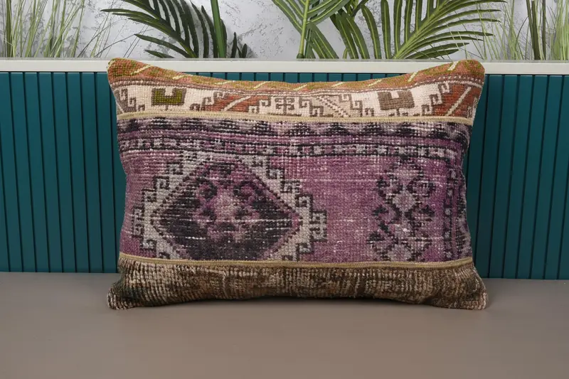 Lila & Braunes Patchwork Kissen, 16x24 handgemachtes Kissen