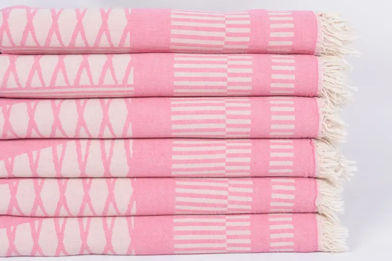 Wedding Shower Gift, Lightweight Turkish towel, Absorbent Turkish towel, Soft towel, 70x38 Cotton Fish Design Towel, Vegas Bachelorette Party Favors - 4