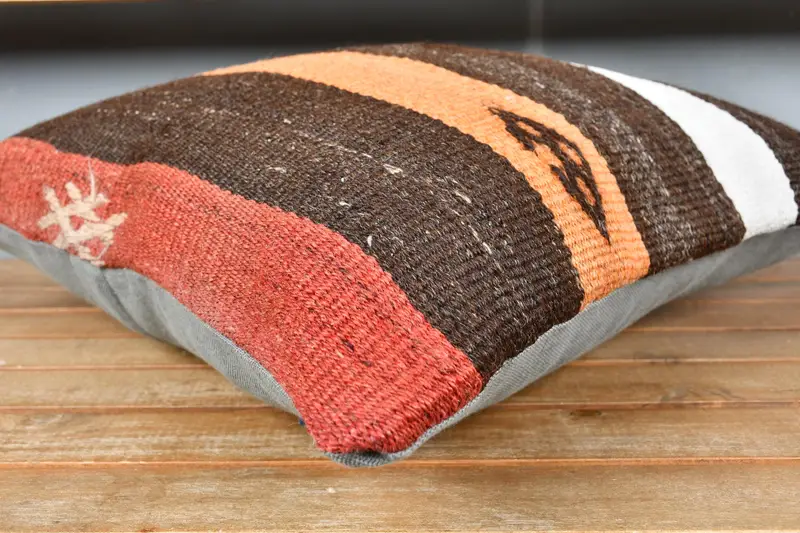 18x18 Red Pillow Case, Boho Throw Cushion Case, Vintage Kilim Pillow, Cushion Cover, Throw Kilim Pillow, Ethnical Kilim Rug Pillow - 3