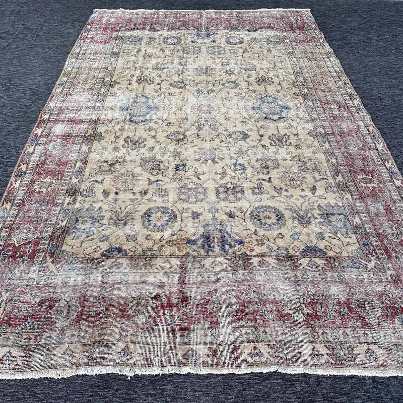 Alfombra abstracta beige y roja, decoración elegante de 0,6x11,2 pies