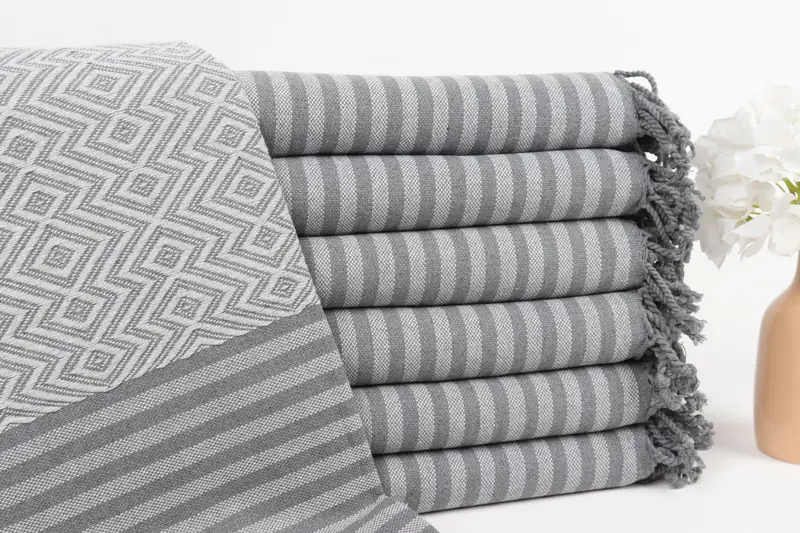 Bachelorette Beach Towel, Personalized Turkish Towel, Home Gift, Yoga Towel, Bridal Shower Favors, 70x40 Cotton Diamond Towel, Bridesmaid Gifts - 1