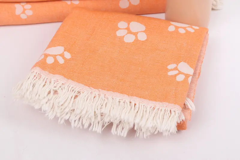 Luxury towel, Bachelorette Party Favors, Bathroom Towel, Sand-resistant towel, Personalized Bridesmaid Beach Towel, 70x36 Cotton Paw Design Towel - 6