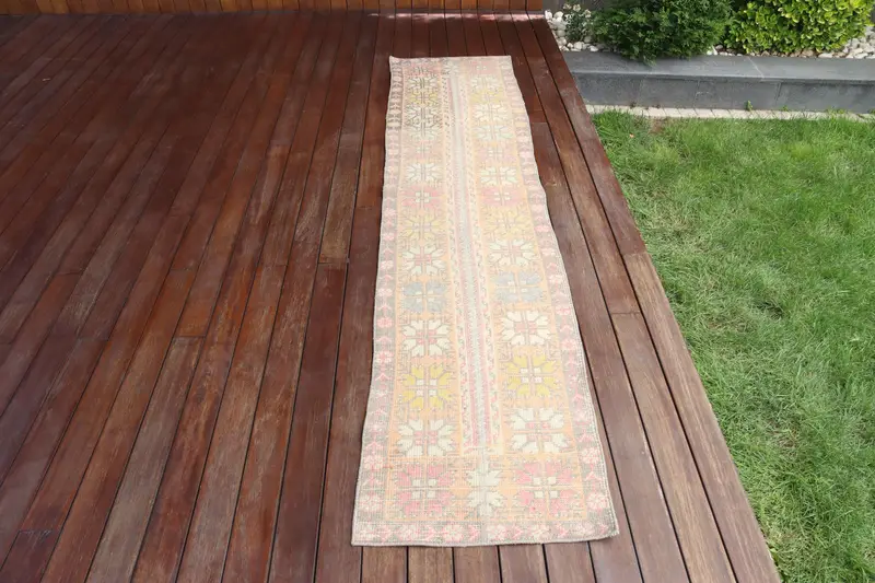 Alfombra turca de 1,8x8,7 pies, alfombra vintage corredor, alfombra de lana de camuflaje amarillo rosa - 1