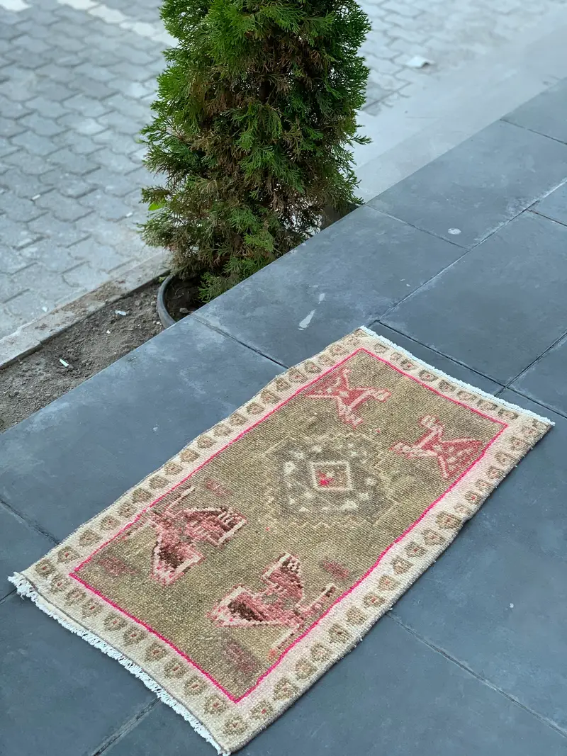 Türk Vintage Oushak Küçük Halı 1.6x2.9 ft, Kahverengi Yün Halı - 1