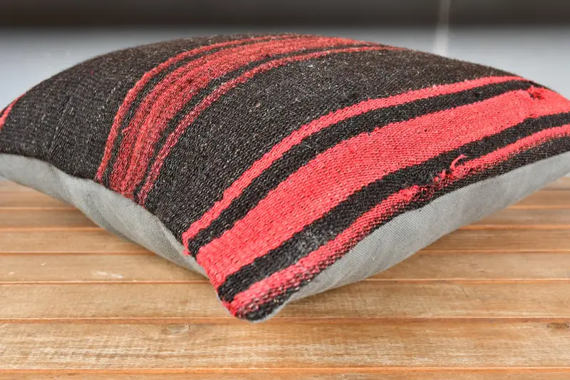 18x18 Red Cushion Case, Ethnical Kilim Rug Pillow, Throw Kilim Pillow, Cushion Case, Boho Chic Cushion Case, Interior Designer Pillow - 3