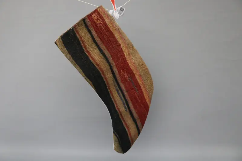 装飾品付きの赤いクリスマス ストッキング、お祭りホリデー ストッキング