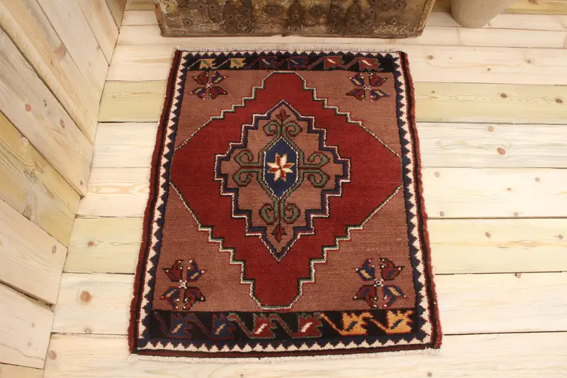 El Yapımı Kırmızı Halı, 0,2x2,9 ft Kare Desenli