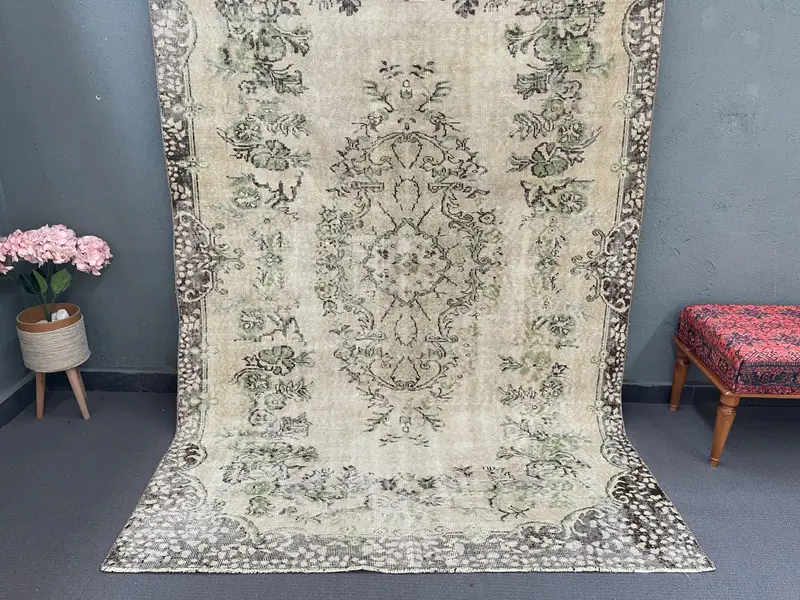 5.6x8.5 ft Large Vintage Rug, Green Camouflage Turkish Rug - 1