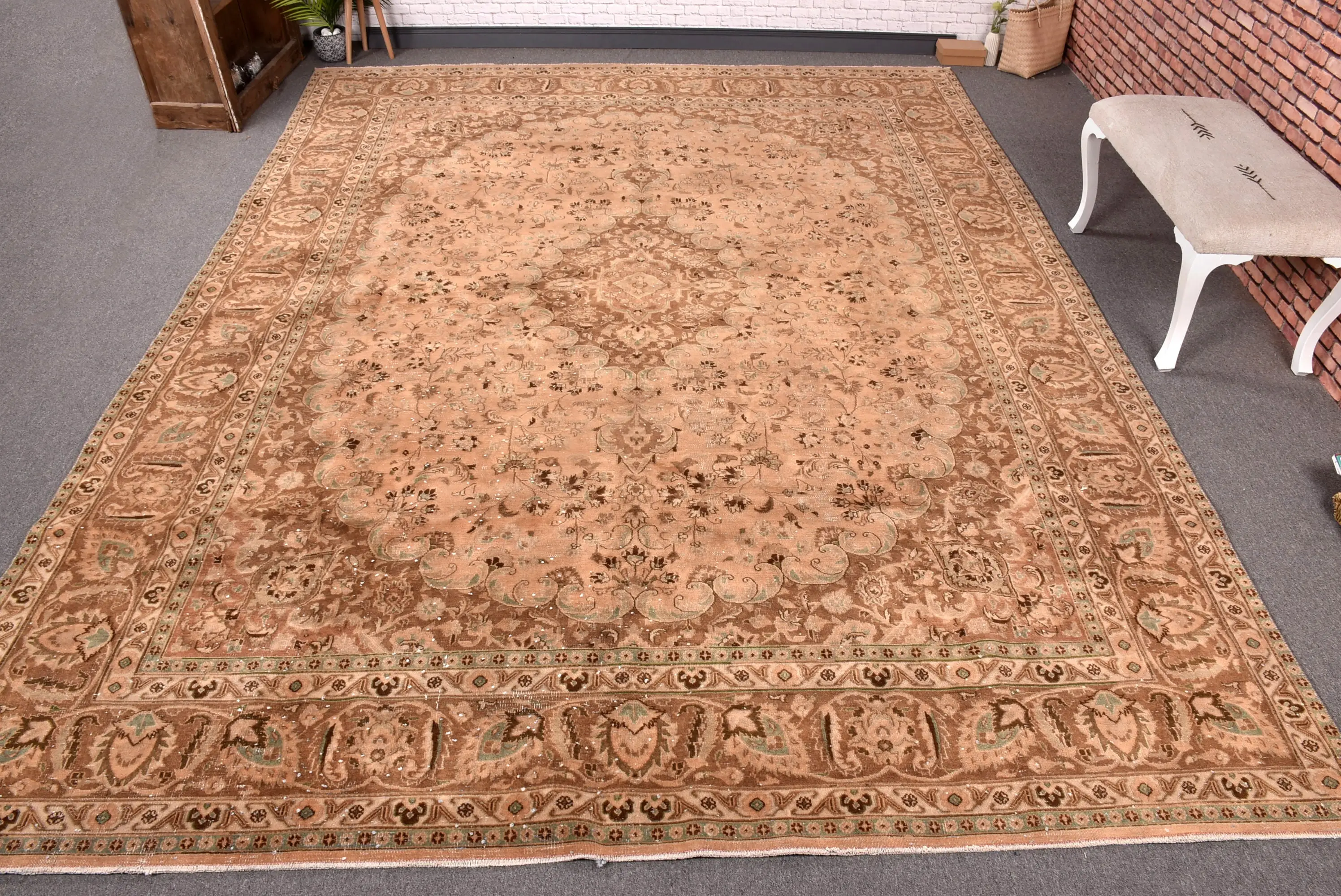 Türkischer Vintage-Teppich 9,3 x 12,6 Fuß, brauner abstrakter Wollteppich - 1