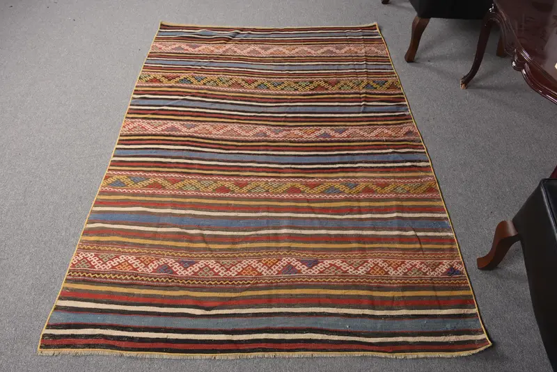 4.3x6.3 ft Vintage Kilim Halı, Mavi Kareli Türk Yün Halı - 1
