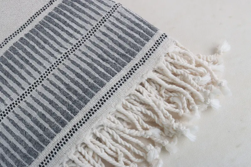 Turkish hand towel, 70x40 Linen Striped Towel, Gift For Him, Yoga Towel, Sand-free towel, Bridesmaid Favors, Antibacterial Turkish peshtemal towel - 4