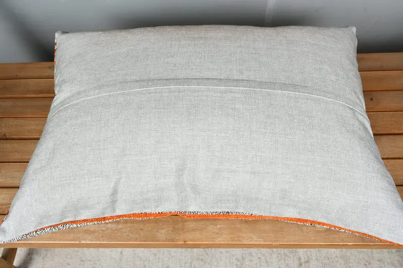 Kilim Pillow Cover, Kilim Cushion Sham, 20x28 White Pillow, Ethnical Kilim Rug Pillow, Pillow Cover, Farmhouse Cushion, Bohemian Cushion Pillow Sham - 5