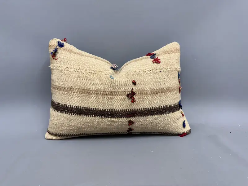 Beige & braun gestreiftes Wurfkissen, Vintage besticktes Kissen