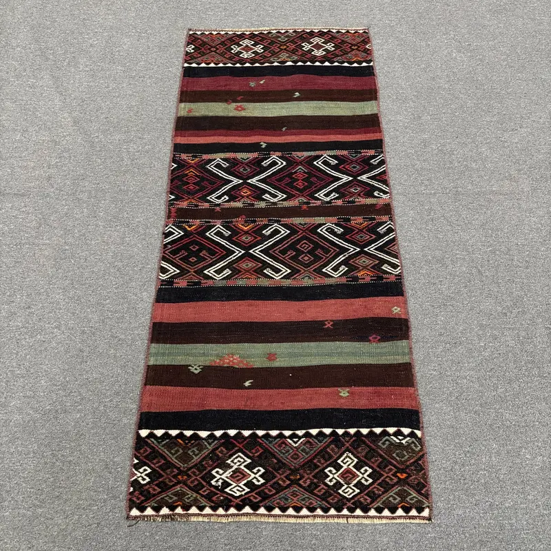 Canlı 2,1x5 ft Halı, Çiçek ve Paisley Tasarımı