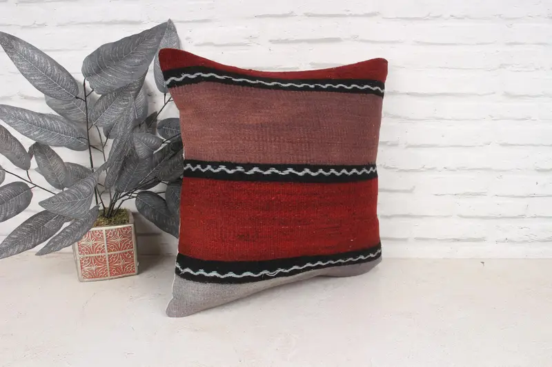 Turkish Pillow, Kilim Rug Cushion Case, 18x18 Red Cushion, Vintage Pillow Cover, Cushion Cover, Gift Pillow, Handmade Kilim Cushion - 3
