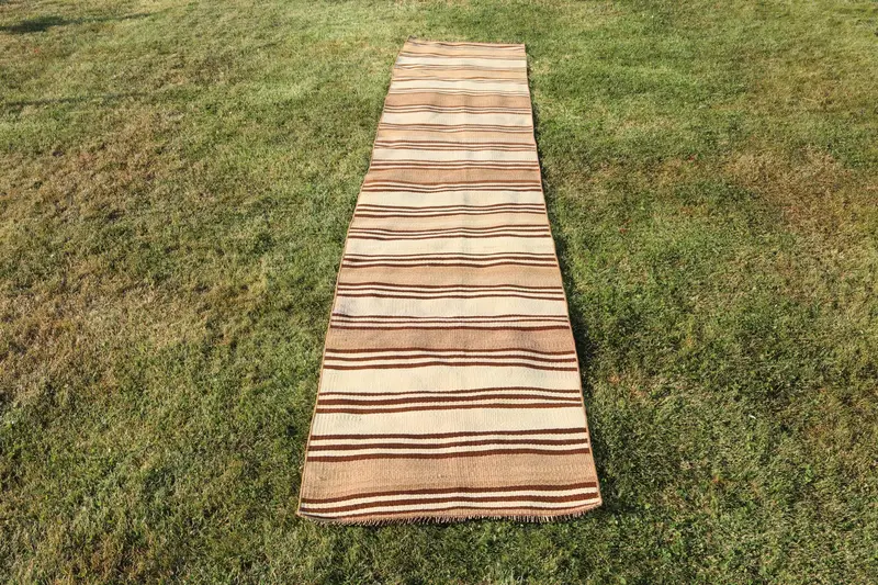 Vintage Türk Halısı 2.4x13 ft (72x395 cm), Kilim Kahverengi Yün Halı - 1