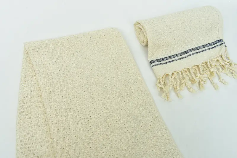 Monogram el havlu, el yapımı hediye, 38x18 pamuklu çizgili havlu, kişiselleştirilmiş el havlu, nedime hediyeleri, gelin için hediye, nedime hediyesi - 7