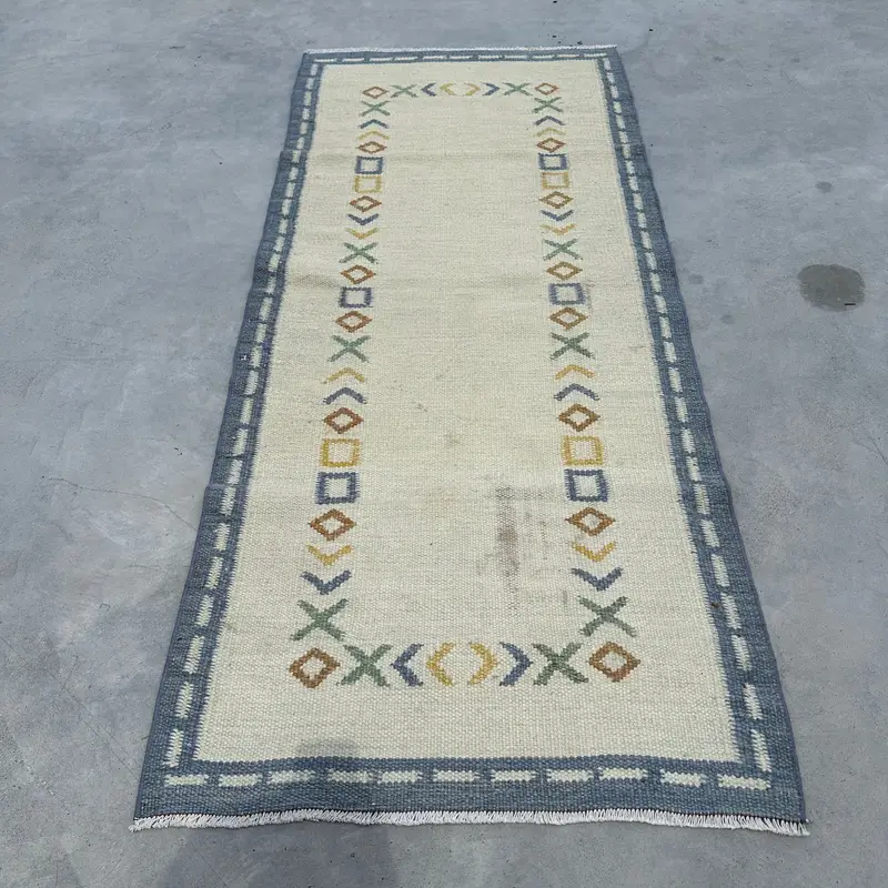 Vintage Turkish Rug, 2.5x5.9 ft Kilim Rug, Beige Blue Oriental Rug - 1