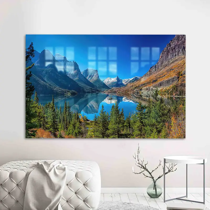 プリント ガラス: モンタナ州セント メアリー湖の風景の優雅さ