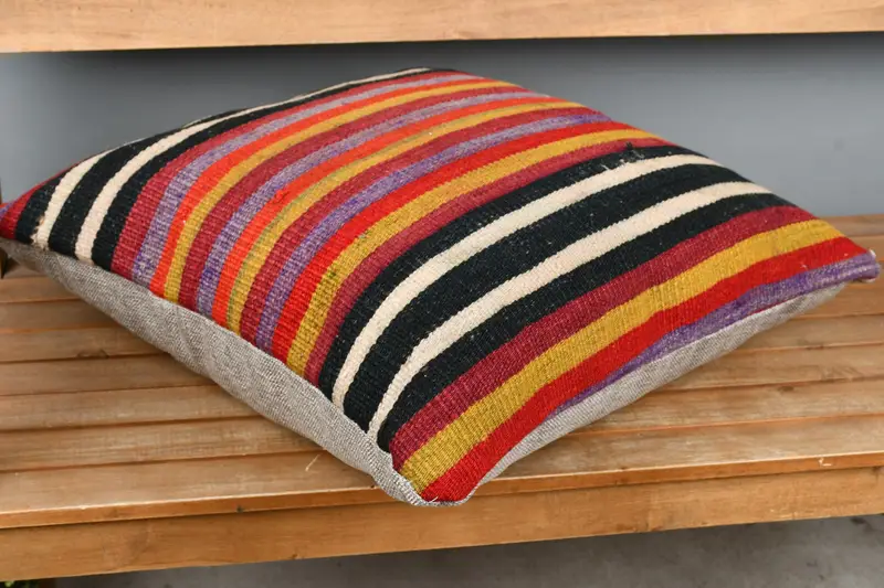 24x24 Red Pillow Case, Turkish Kilim Pillow, Cushion Cover, Vintage Kilim Throw Pillow, Luxury Cushion, Ethnical Kilim Rug Pillow - 2