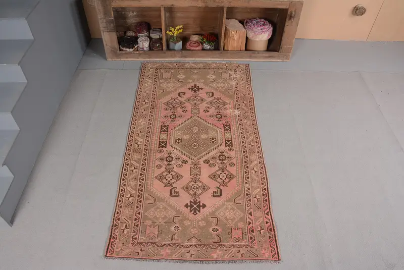3.4x6.4 ft Küçük Vintage Halı, Türk Halısı, Pembe Kahverengi Geometrik Halı - 1