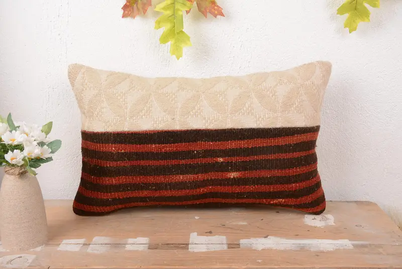 Braun & Beige besticktes Patchwork Kissen, handgemachtes Wurfkissen