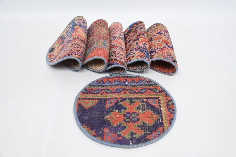 Elegant Blue and Red Round Placemats, Versatile Kitchen Decor