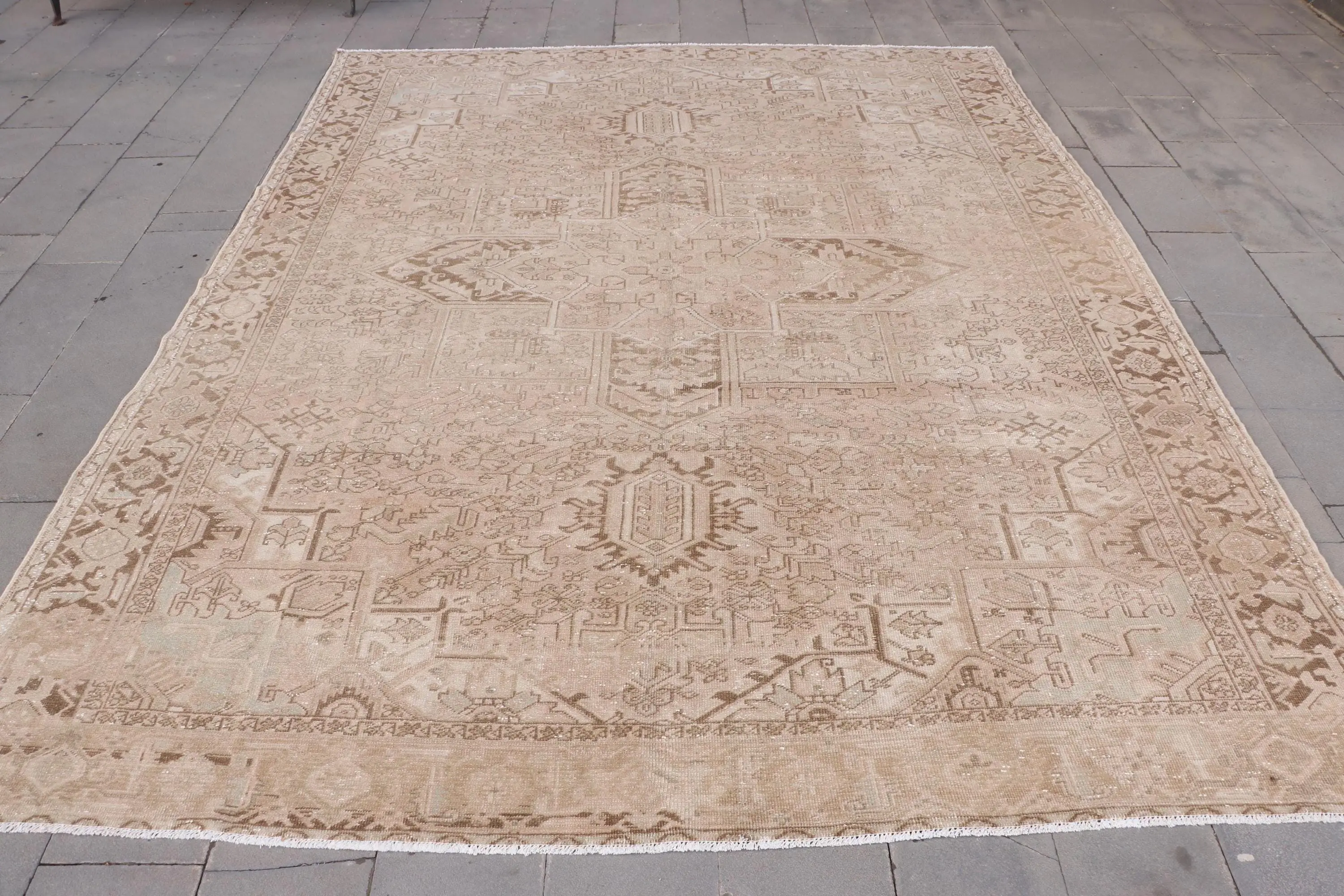 Turkish Vintage Rug, 9.7x12.2 ft Rug, Beige Oversize Ombré Rug - 1
