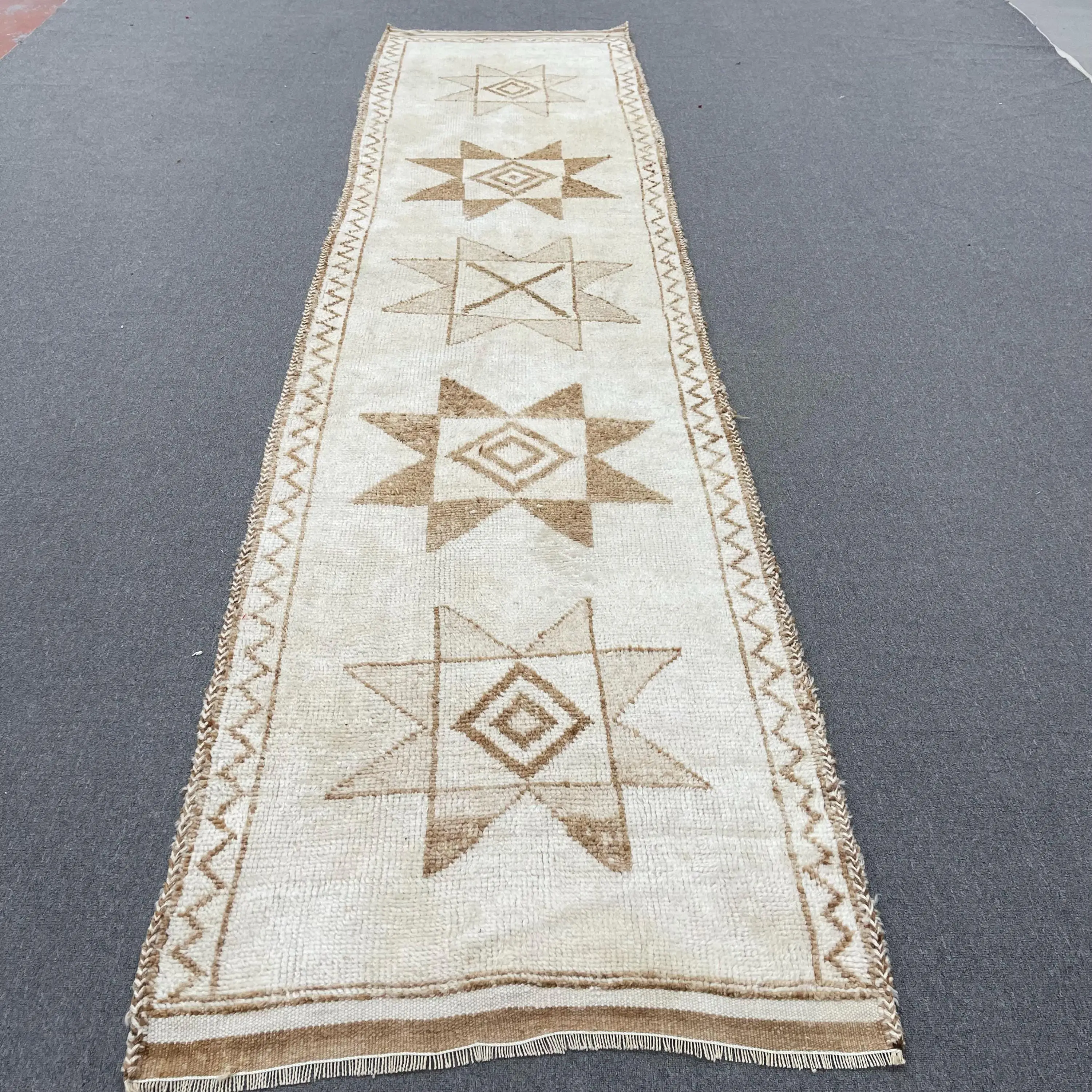 Turkish Runner Rug 3.2x13.4 ft, White Brown Check Rug Wool - 1