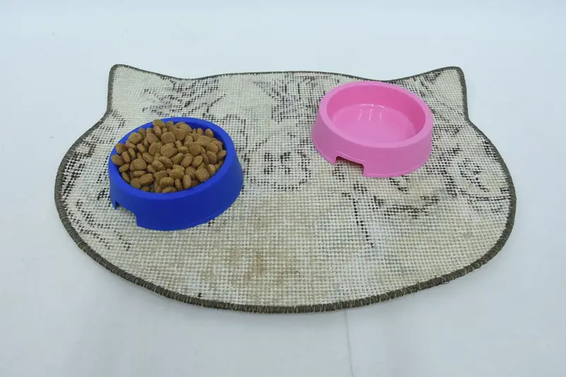 Bohemian Round Wool Placemat, Beige Traditional Design Placemat