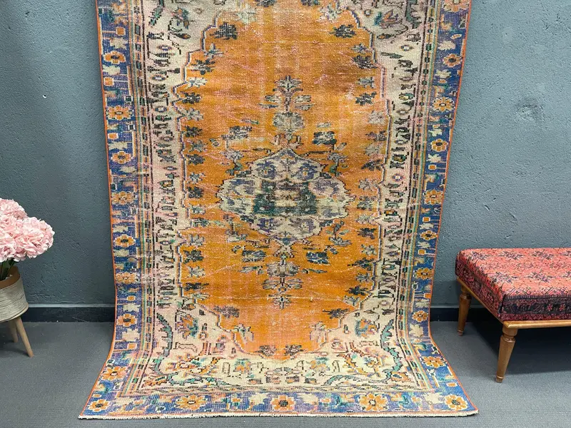 Vintage 5,2x7,8 ft großer Teppich, türkischer Teppich, Oushak Orange Animal Print Teppich - 1