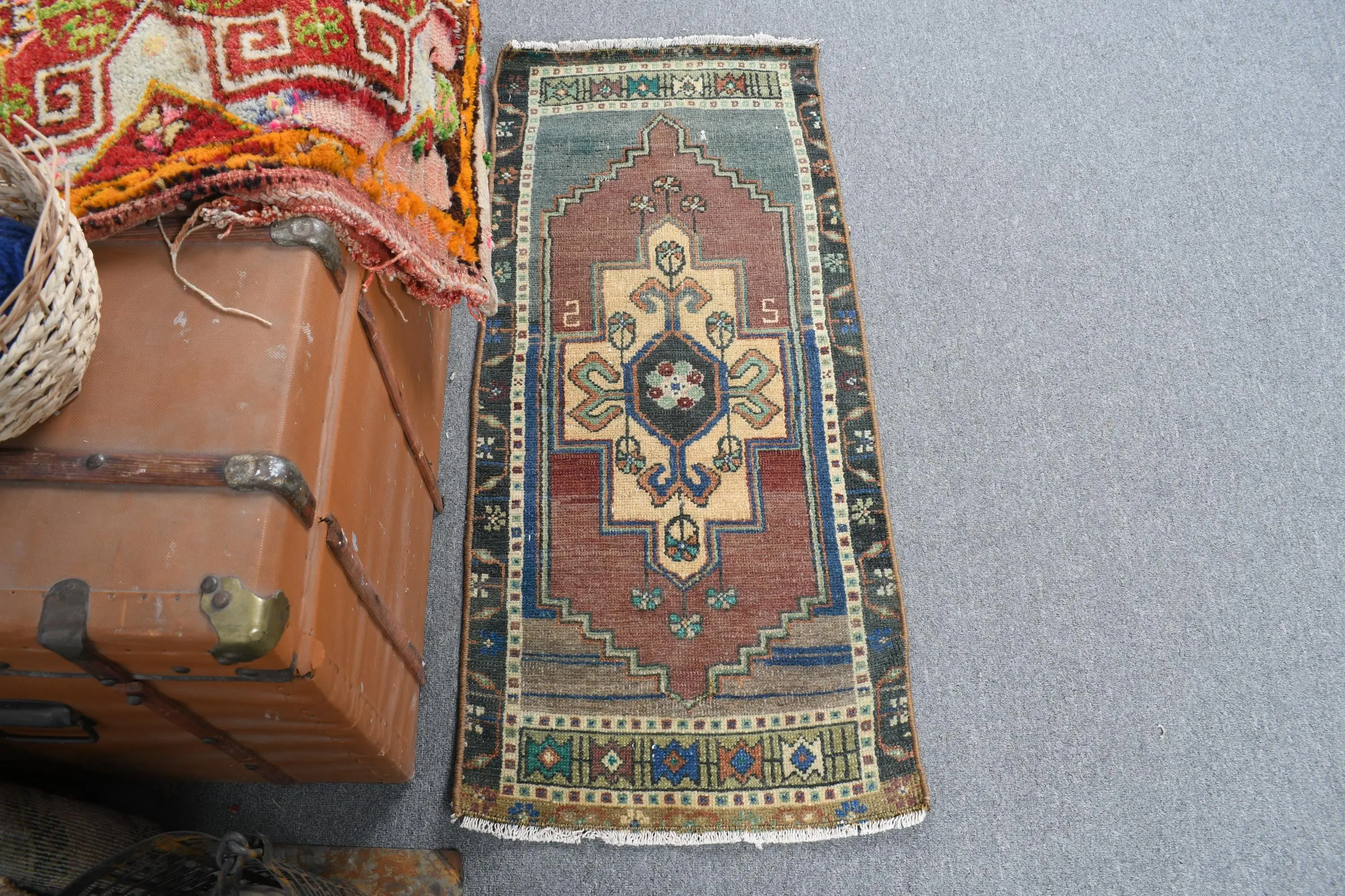 1.5x3.4 ft Turkish Rug, Vintage Small Rug, Blue Red Polka dot Rug - 1