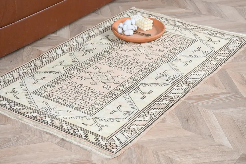 Alfombra de patchwork roja hecha a mano, decoración vibrante de 2,2x0,4 pies