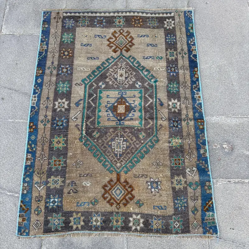 Brown & Green Rug, 2.4x3.3 ft Botanical Design