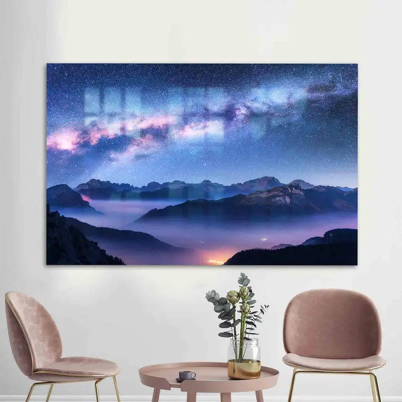 エレガントなプリントガラス：天空の夜空と山の景色