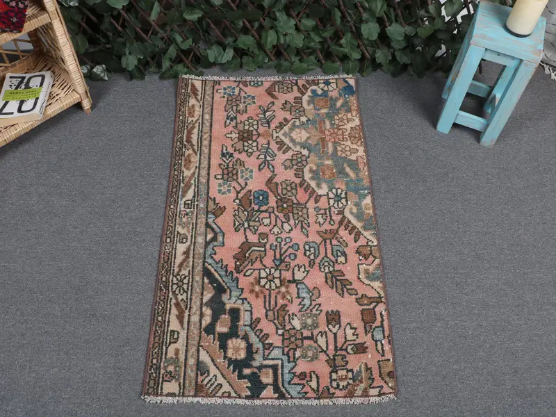 Pink and Blue Rug, 1,9x3,4 ft Solid Comfort