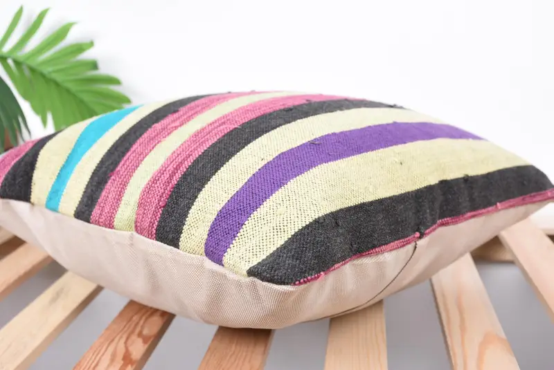 Vintage Kilim Throw Pillow, Handmade Kilim Cushion, 16x16 Pink Pillow Sham, Authentic Pillow, Vintage Kilim Pillow, Retro Pillow, Cushion Cover - 6