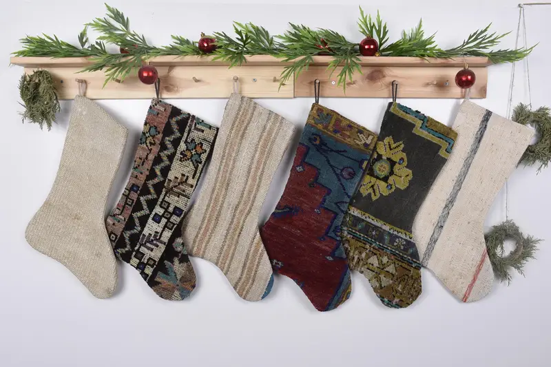 Media beige de los ornamentos de la Navidad de 19 pulgadas, media festiva del día de fiesta