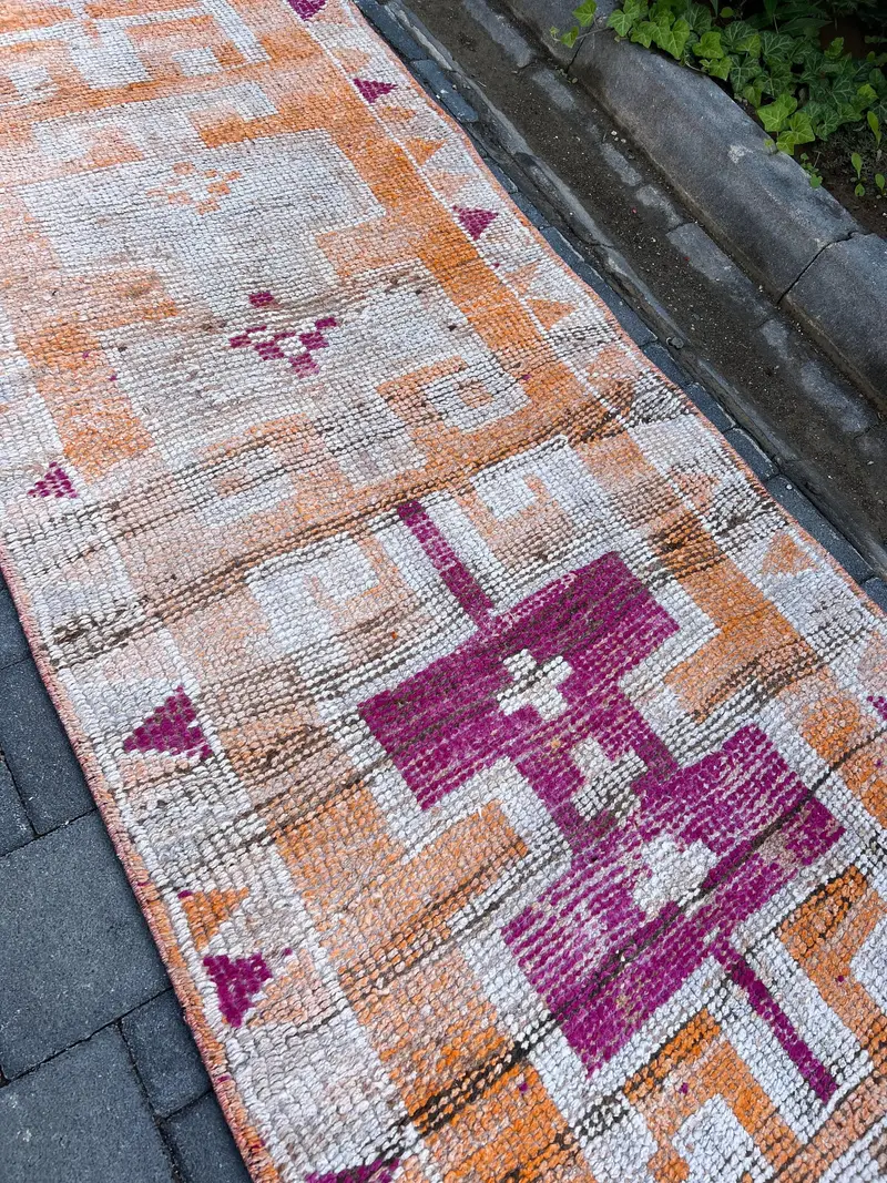 Türk Vintage Herki Halı 3.2x11.3 ft, Turuncu Runner Patchwork Yün Halı - 1