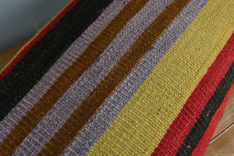 Throw Kilim Pillow, Vintage Pillow Sham, 16x24 Red Cushion Cover, Kilim Pillow, Cushion, Authentic Cushion Cover, Kilim Cushion Sham - 4
