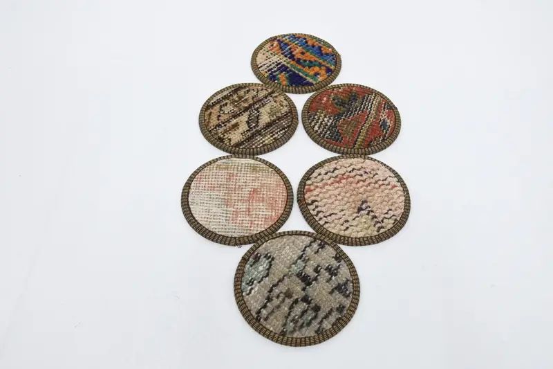 ボヘミアン柄のラウンドコースター、オレンジとベージュのコースター