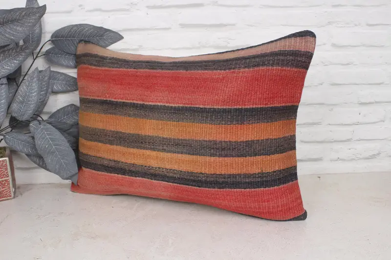 Neutral Pillow Case, Crochet Pattern Pillow, Kilim Rug Pillow, Antique Pillows, Boho Pillow, Pillow Sham, 16x24 Red Pillow, Vintage Kilim Pillow - 4