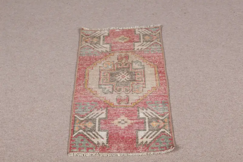 Alfombra Beige con Estampado de Camuflaje Rojo 40x80cm, Decoración Única