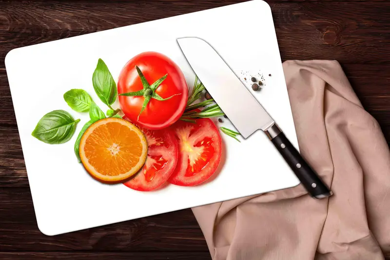 滑り止め脚付きグリーンエッジガラスまな板