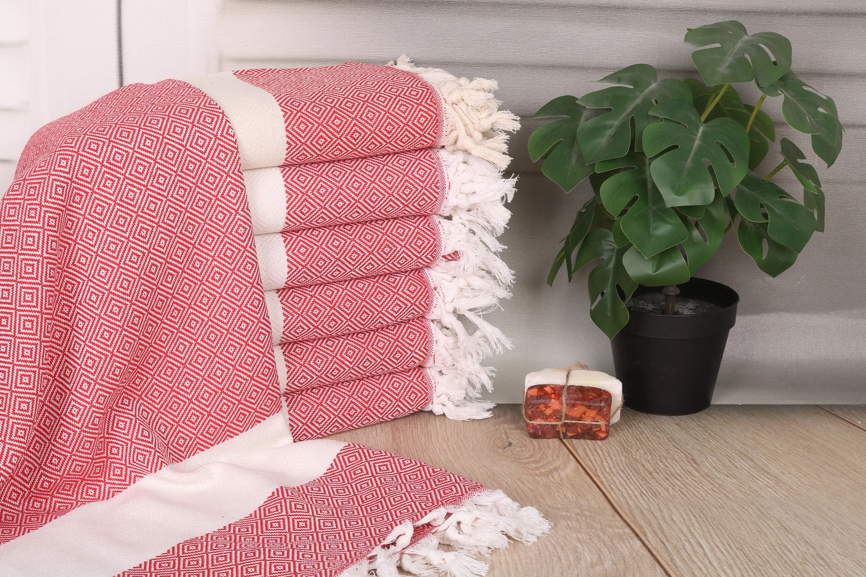 Diamond Towel Personalized Turkish Cotton Red Beach Towel, 70x40 Inches - 1